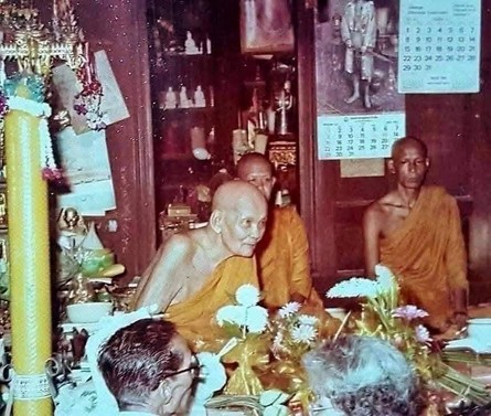รูปพระเครื่อง