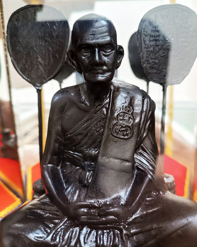 รูปพระเครื่อง